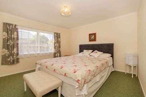 Photo of property in 18 Cholmondeley Crescent, Whitianga, 3510