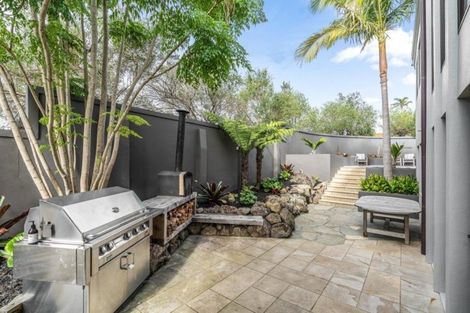 Photo of property in 62 Castor Bay Road, Castor Bay, Auckland, 0620