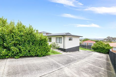 Photo of property in 274 Great North Road, Henderson, Auckland, 0612