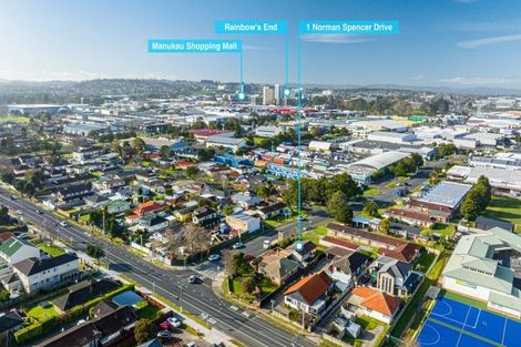 Photo of property in 1 Norman Spencer Drive, Papatoetoe, Auckland, 2104