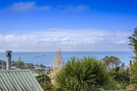 Photo of property in 121 Browns Bay Road, Browns Bay, Auckland, 0630