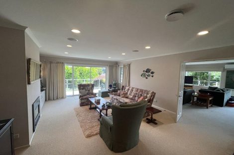 Photo of property in 2 Manukaka Heights, Hurdon, New Plymouth, 4310