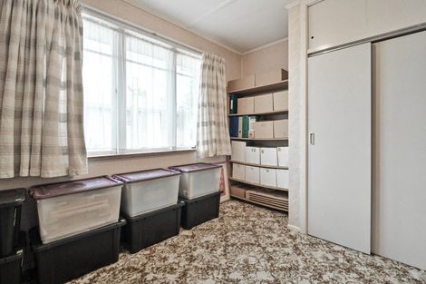 Photo of property in 110 Warwick Road, Mayfair, Hastings, 4122