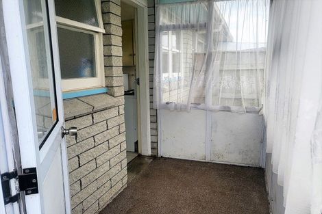 Photo of property in 1/25 Queen Street, Dannevirke, 4930