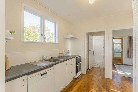 Photo of property in 23 Glen Road, Raumati South, Paraparaumu, 5032