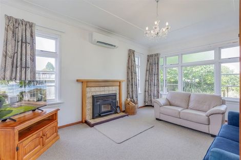 Photo of property in 2 Lansdowne Crescent, Lansdowne, Masterton, 5810