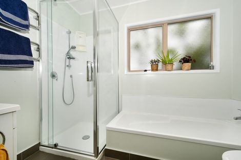 Photo of property in 27 Bethells Road, Waitakere, Auckland, 0816