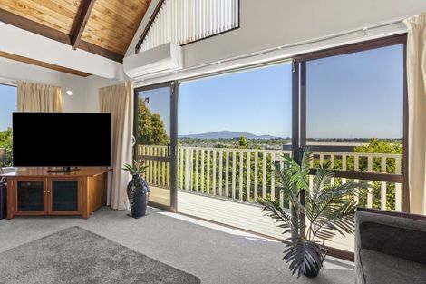 Photo of property in 134 Winara Avenue, Waikanae, 5036