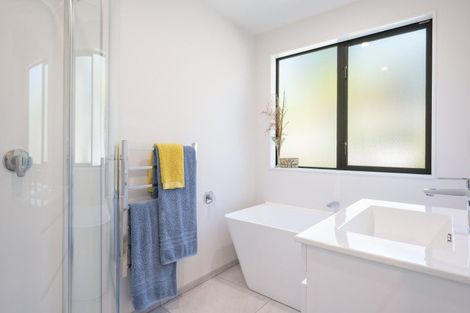 Photo of property in 4 Kingfisher Lane, Stoke, Nelson, 7011