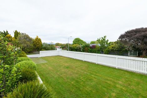 Photo of property in 20 Epsom Road, Hokowhitu, Palmerston North, 4410