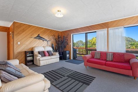 Photo of property in 5m Te Kaha Hotel Road, Te Kaha, 3199