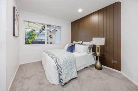 Photo of property in 60a Reelick Avenue, Pakuranga Heights, Auckland, 2010