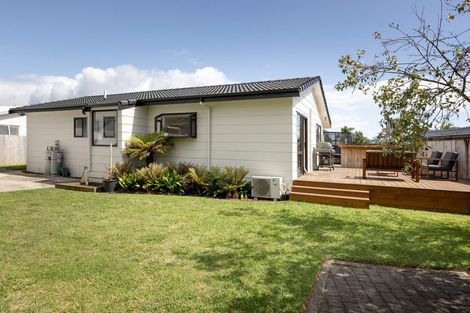 Photo of property in 17 Opal Drive, Papamoa Beach, Papamoa, 3118