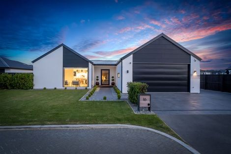 Photo of property in 16 William Deans Drive, Prebbleton, 7604