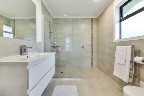 Photo of property in 12 Carlingford Rise, Dinsdale, Hamilton, 3204