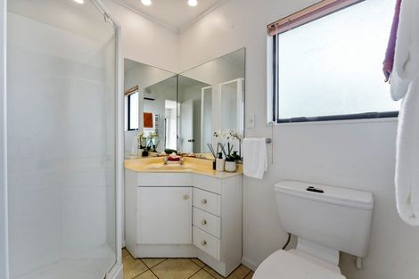 Photo of property in 49 Waiau Street, Torbay, Auckland, 0630