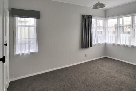 Photo of property in 26 Naenae Road, Naenae, Lower Hutt, 5011