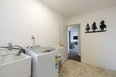 Photo of property in 11b Grammar Street, Kimbolton, 4777