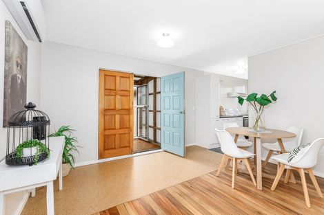 Photo of property in 10a Main Road, Titahi Bay, Porirua, 5022