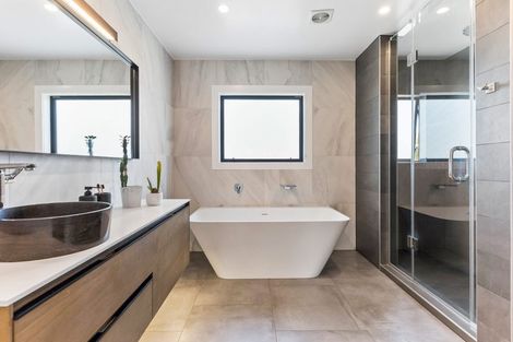 Photo of property in 236 Vipond Road, Stanmore Bay, Whangaparaoa, 0932