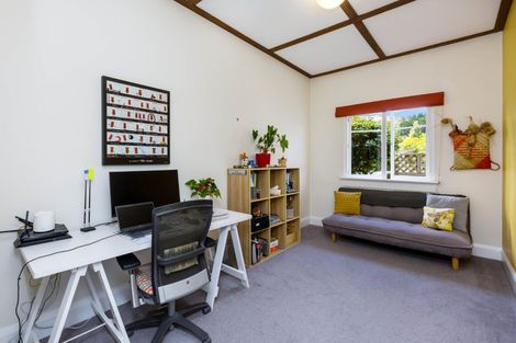 Photo of property in 30 Gloucester Street, Silverstream, Upper Hutt, 5019