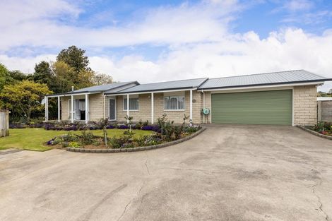 Photo of property in 68 Riversdale Drive, Merrilands, New Plymouth, 4312