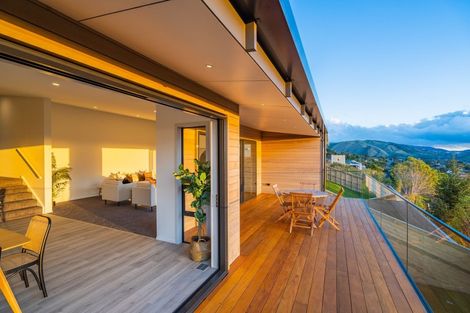 Photo of property in 92 Kotare Street, Waikanae, 5036