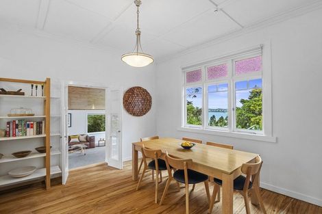 Photo of property in 6 Mollyhawk Place, Birkenhead, Auckland, 0626