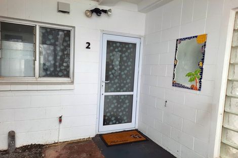 Photo of property in 2/465 Hibiscus Coast Highway, Orewa, 0931