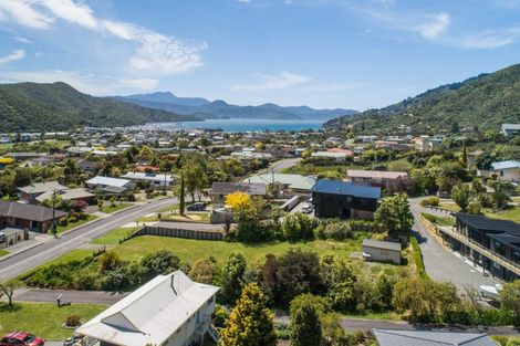 Photo of property in 6 Moana View Road, Waikawa, Picton, 7220