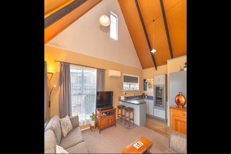 Photo of property in 8a Broadbelt Grove, Levin, 5510