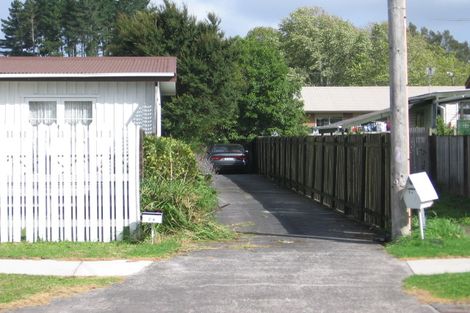 Photo of property in 1/4 Robertson Road, Ranui, Auckland, 0612