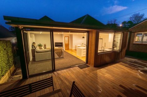 Photo of property in 149 Highgate, Roslyn, Dunedin, 9010