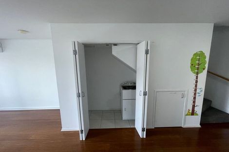 Photo of property in 5/32 Opito Way, East Tamaki, Auckland, 2013