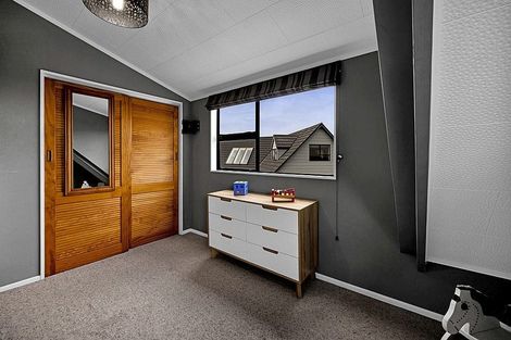 Photo of property in 11 County Drive, Hawera, 4610