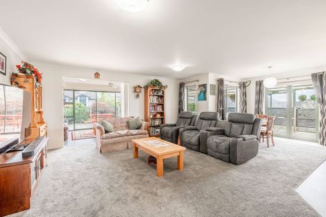 Photo of property in 18 Hamon Place, Pukehangi, Rotorua, 3015