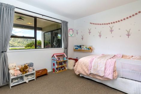 Photo of property in 1058 Queen Charlotte Drive, Linkwater, Picton, 7281