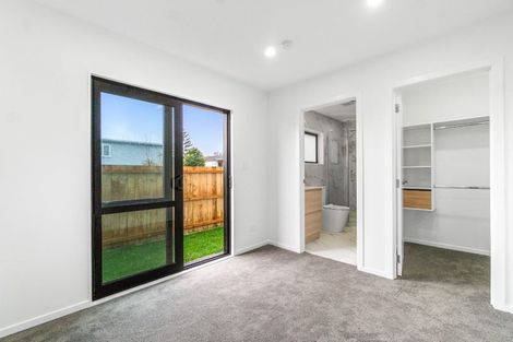 Photo of property in 34b Secretariat Place, Randwick Park, Auckland, 2105