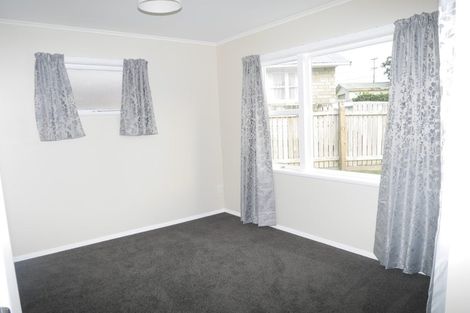 Photo of property in 84 Ruapehu Street, Paraparaumu, 5032
