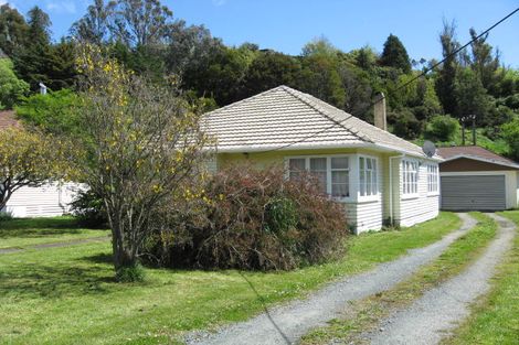Photo of property in 130 Tipahi Street, Nelson South, Nelson, 7010