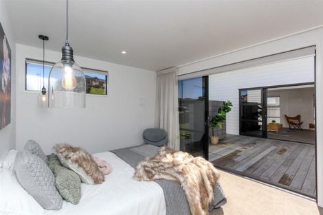 Photo of property in 41 Cyrus Street, Whalers Gate, New Plymouth, 4310