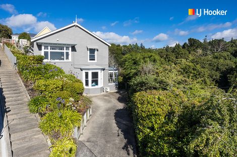 Photo of property in 52 Sutherland Street, Dunedin Central, Dunedin, 9016