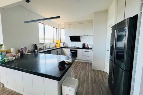 Photo of property in 12 Shelby Place, Long Bay, Auckland, 0630
