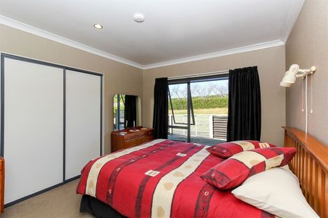 Photo of property in 39 Allan Road, Burgess Park, New Plymouth, 4371