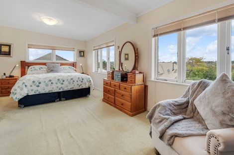 Photo of property in 67 Beach Road, Mellons Bay, Auckland, 2014