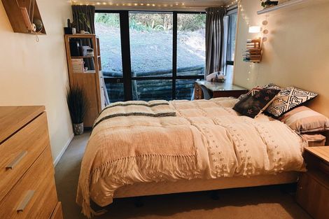 Photo of property in 1/2 Hobby Avenue, Birkdale, Auckland, 0626