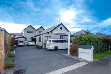 Photo of property in 2/18 Kenilworth Street, Addington, Christchurch, 8024