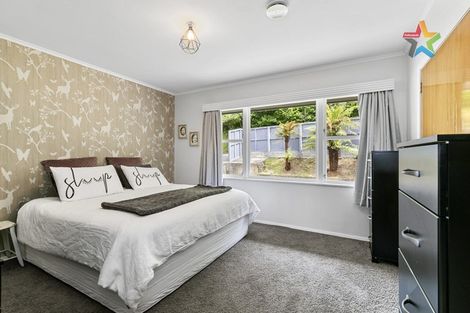 Photo of property in 258 Grounsell Crescent, Belmont, Lower Hutt, 5010