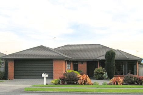 Photo of property in 83 Sandwich Road, St Andrews, Hamilton, 3200