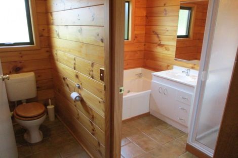 Photo of property in 18 Maori Creek Road, Marsden, Greymouth, 7872